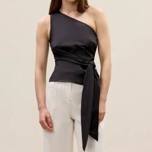 Scripted One-shoulder silhouette Top Sz Large